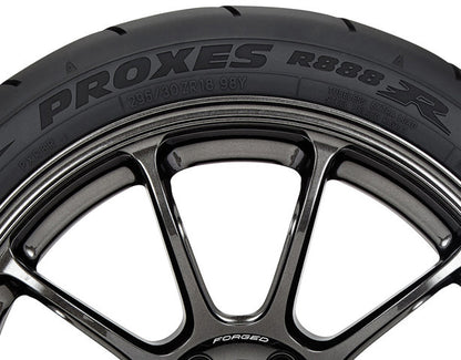 Toyo Proxes R888R Tire - 285/35ZR19 99Y
